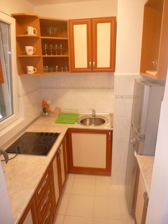 Apartman Ozi Petrovac Exteriör bild